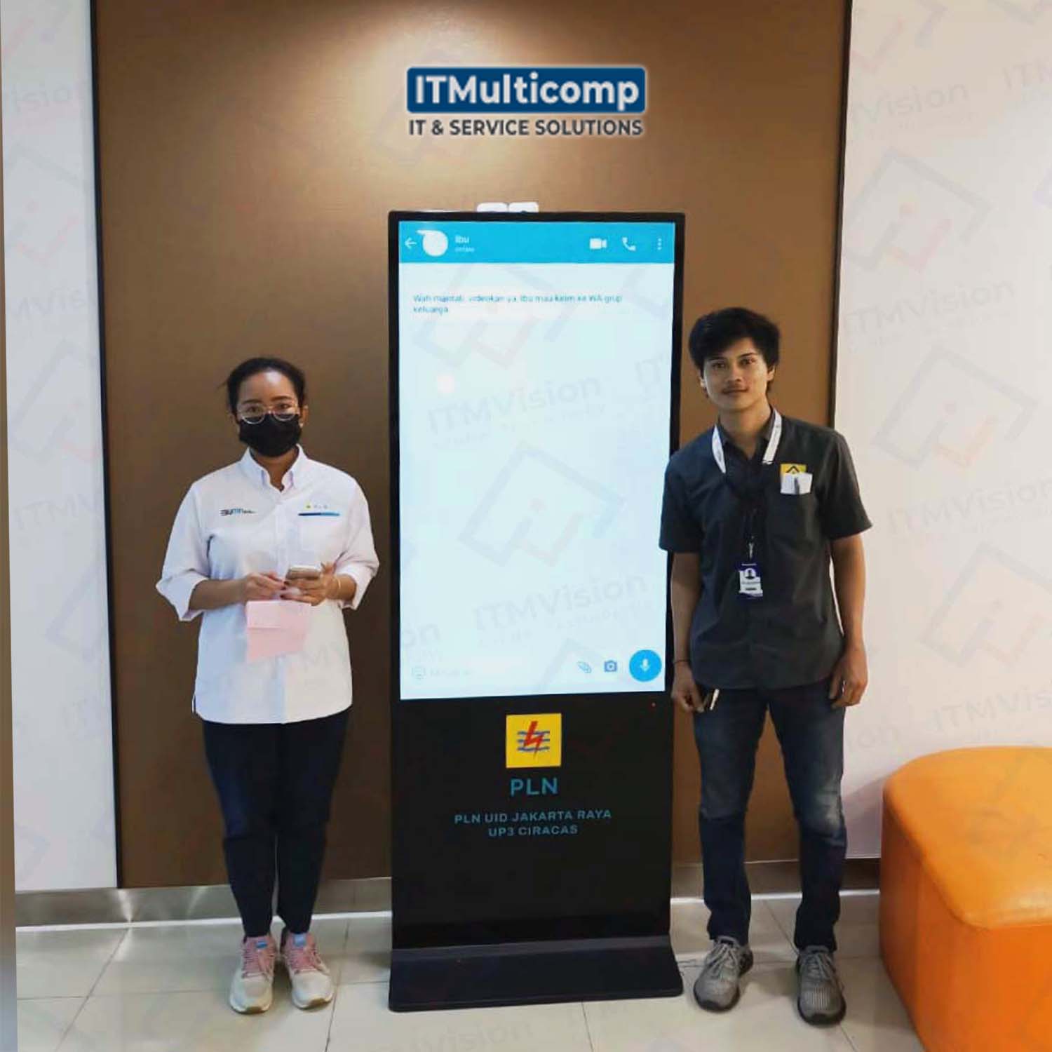 Pemasangan Digital Signage di PLN Ciracas