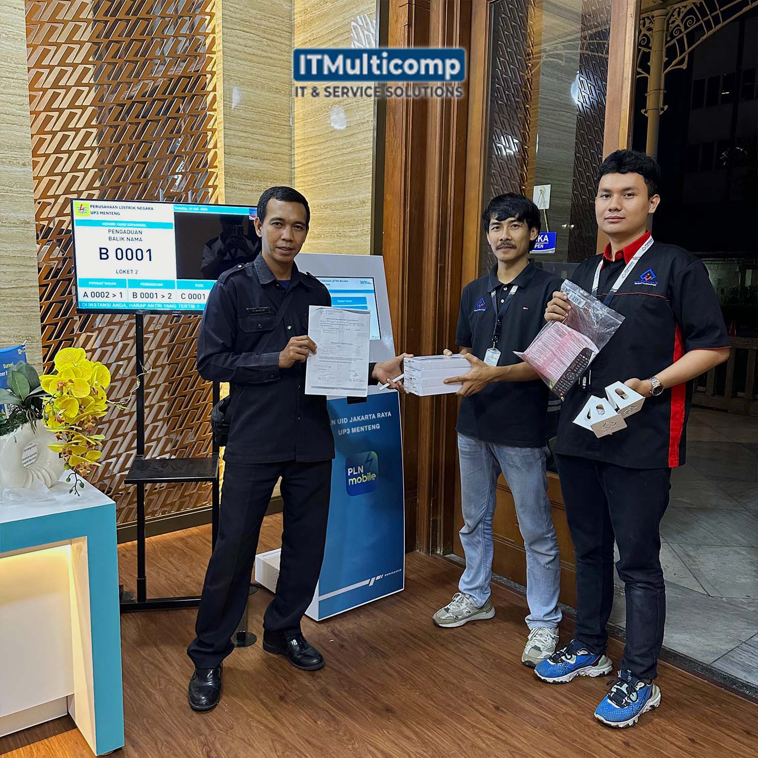 Pemasangan Mesin Antrian di PLN Menteng